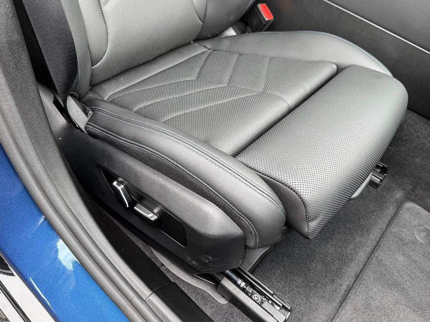 540d xDrive M Sport Pano 4 Zonen H&K LivCocProf