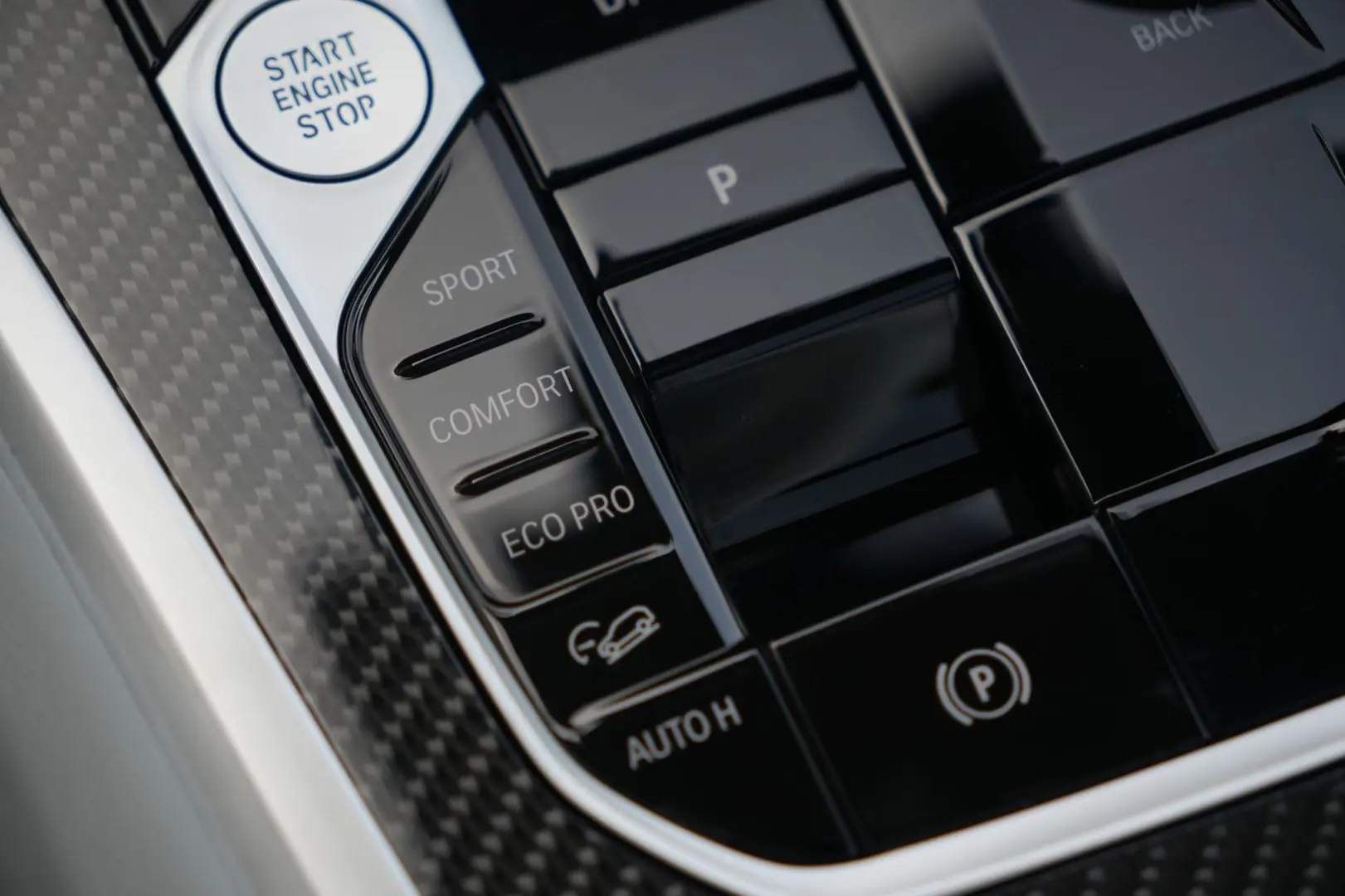 X6 xDrive30d M SPORT PRO-LUFTF.-PANO-HUD-H K-22M