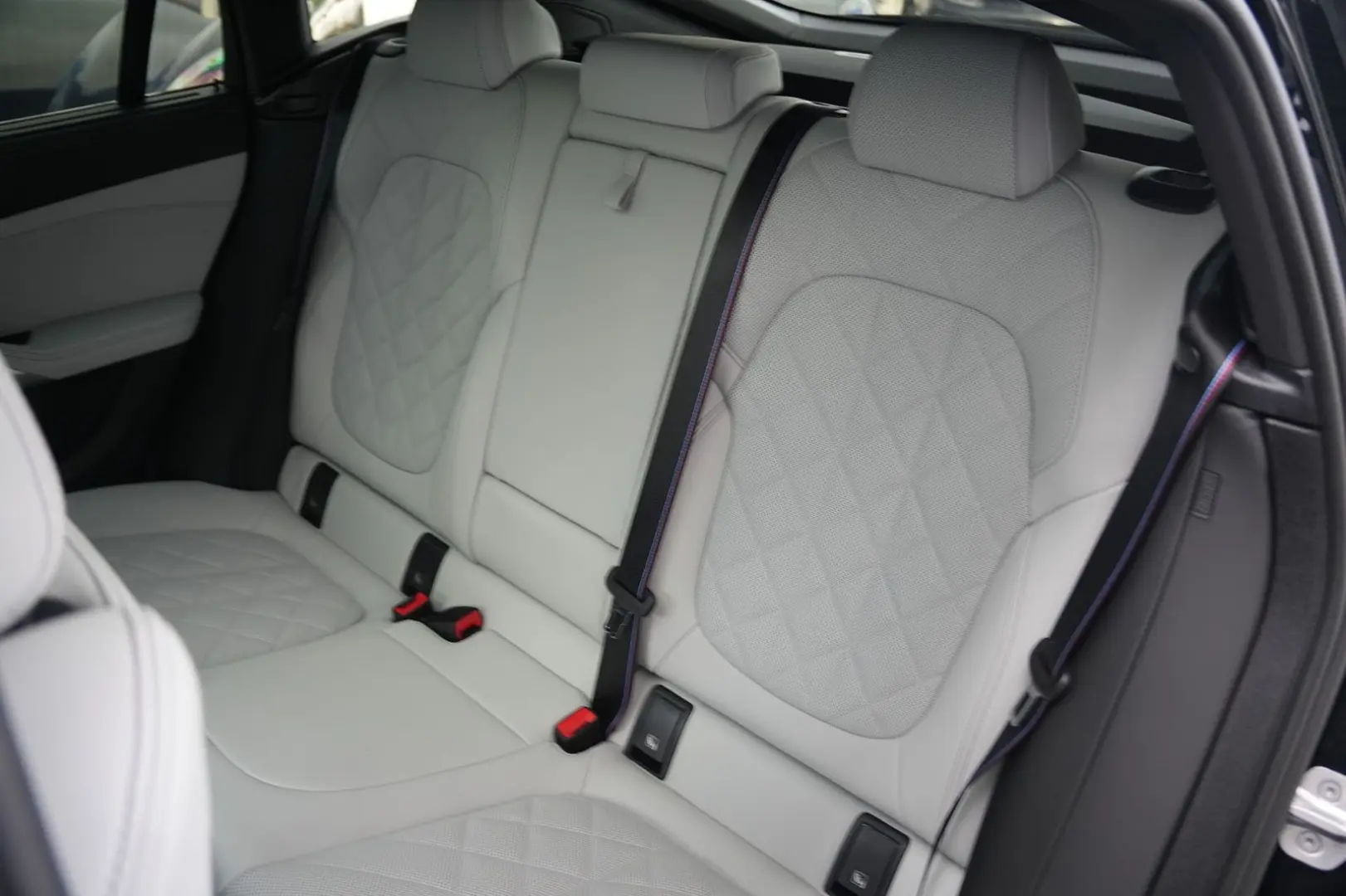 X6 xDrive30d M SPORT PRO-LUFTF.-PANO-HUD-H K-22M