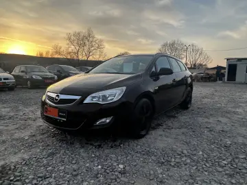 Opel Astra 1.4 EcoFLEX Cosmo