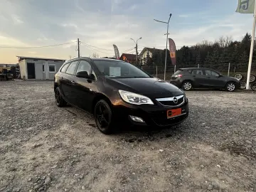 Opel Astra 1.4 EcoFLEX Cosmo