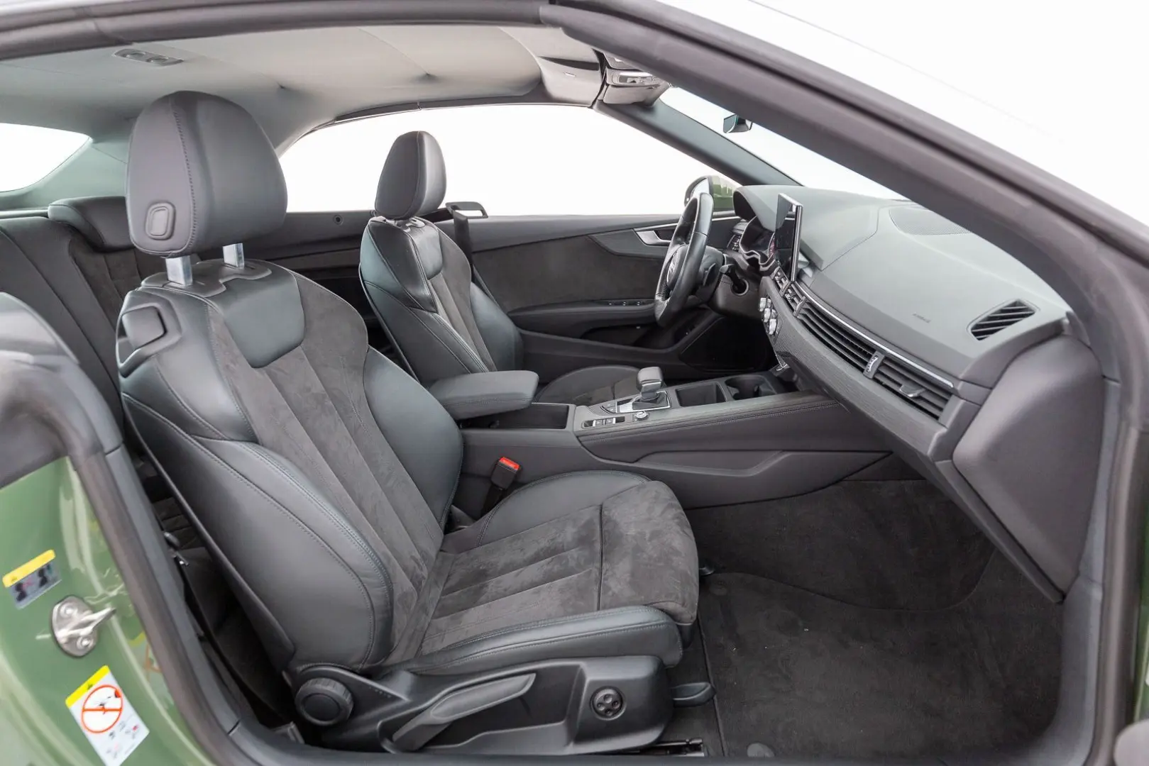 A5 Cabriolet 40 TFSI S tr. LED RFK DAB