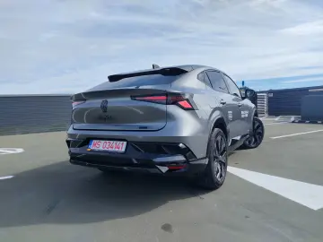 Renault Rafale Esprit Alpine E-Tech full hybrid 200