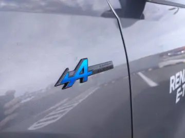 Renault Rafale Esprit Alpine E-Tech full hybrid 200