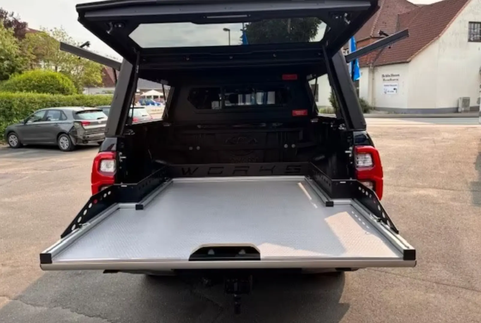 Toyota 2 8l Hilux Double Cab Invincible 360