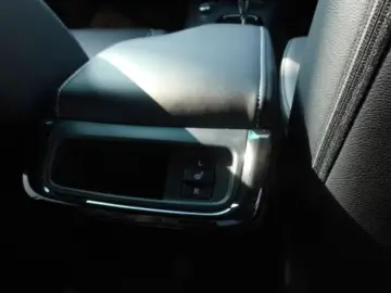 Toyota 2 8l Hilux Double Cab Invincible 360