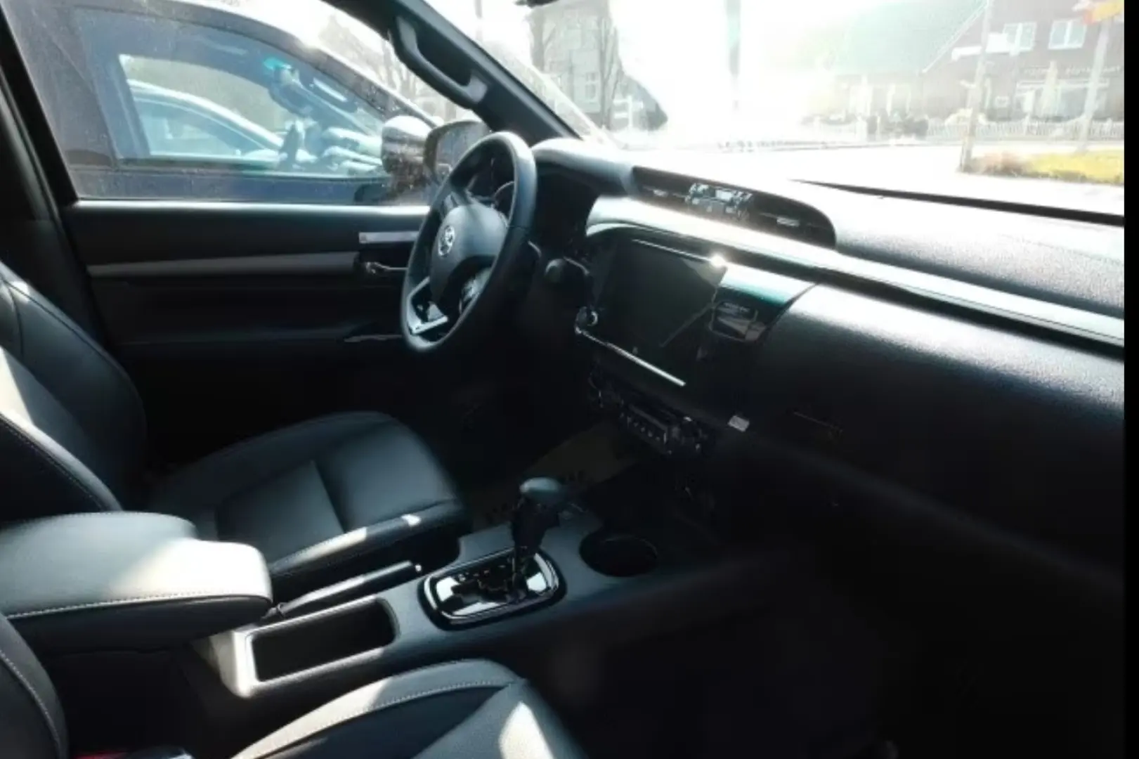 Toyota 2 8l Hilux Double Cab Invincible 360