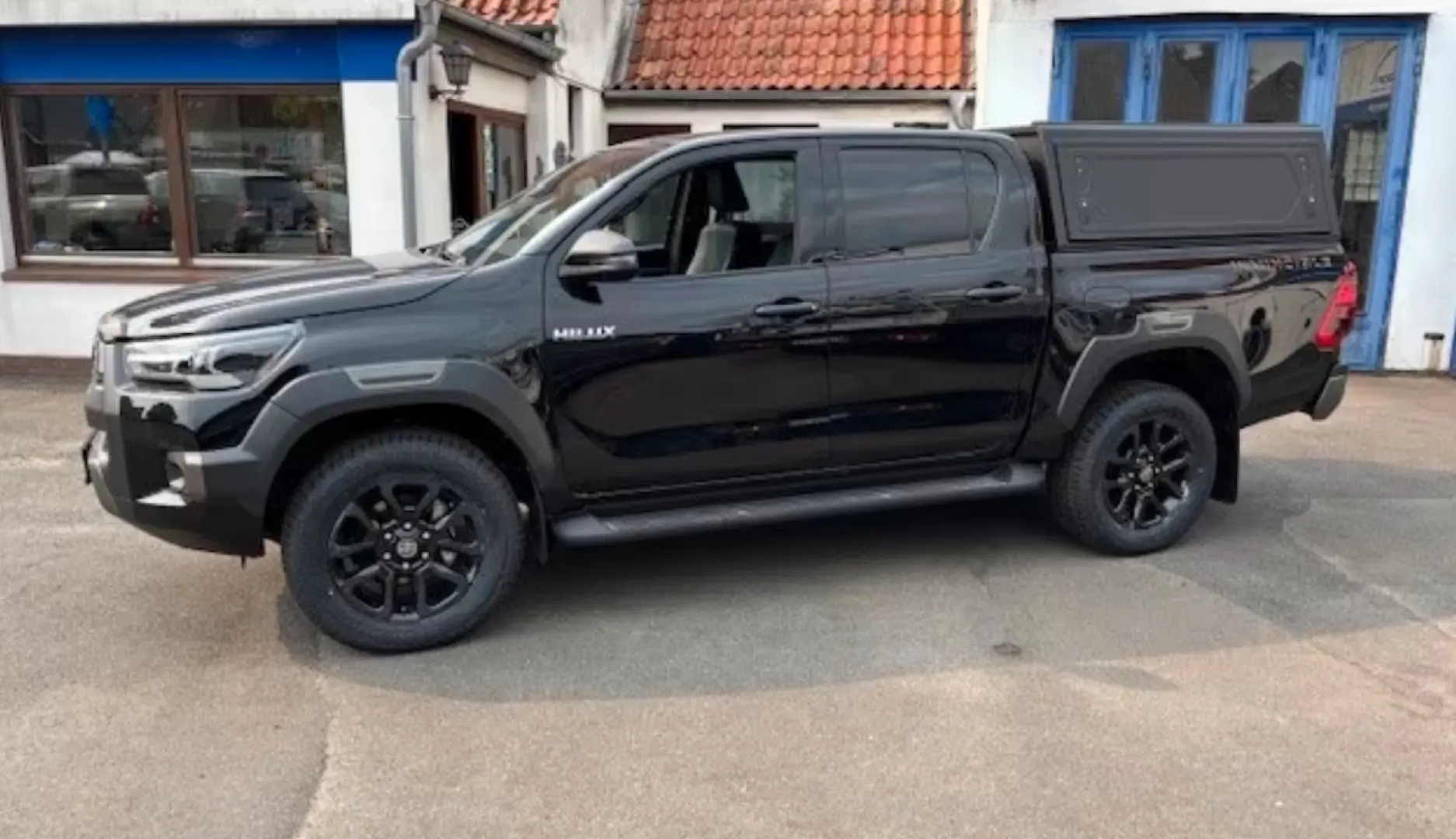 Toyota 2 8l Hilux Double Cab Invincible 360