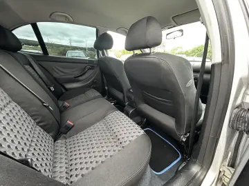 Seat Leon 1.6 16V Stella