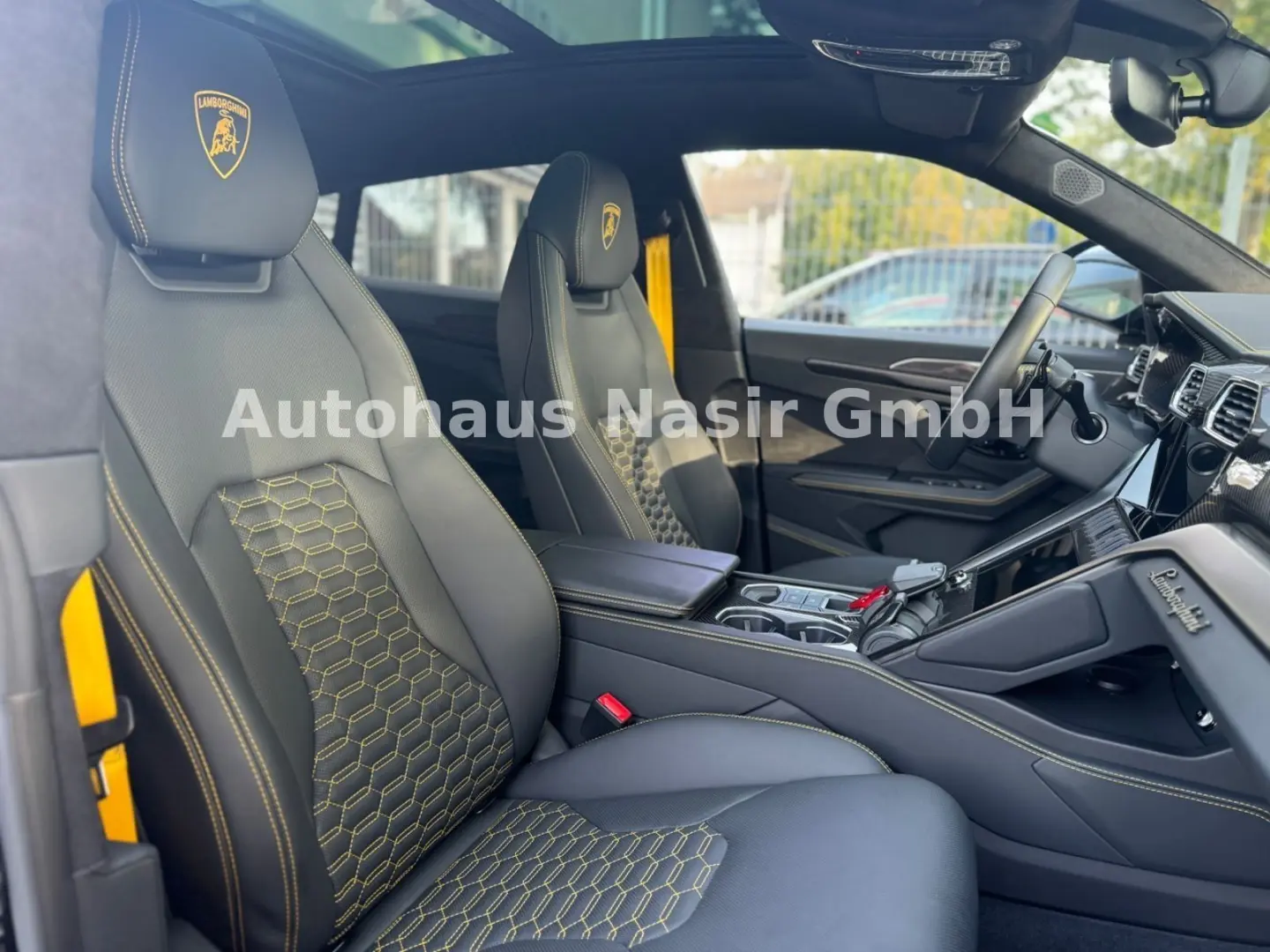 Urus S  BIG CARBON PCK B&O 23  MASSAGE PANORAMA