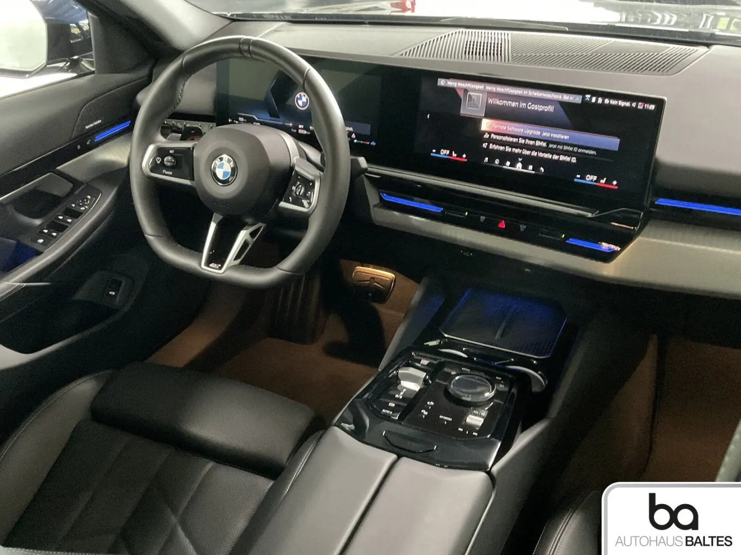 540d xDrive M Sport Pro 20 Pano DrivPl HK Ico AH
