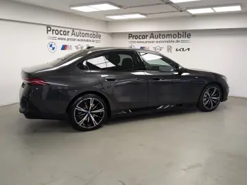 550e xDrive M Sport   Ab 2 39% Fin   Pano B&W DA