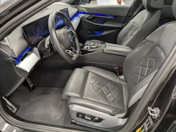 550e xDrive M Sport   Ab 2 39% Fin   Pano B&W DA