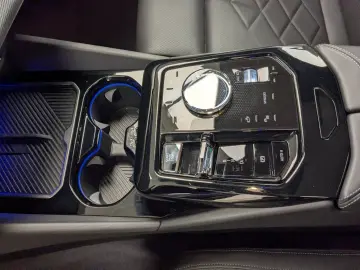 550e xDrive M Sport   Ab 2 39% Fin   Pano B&W DA