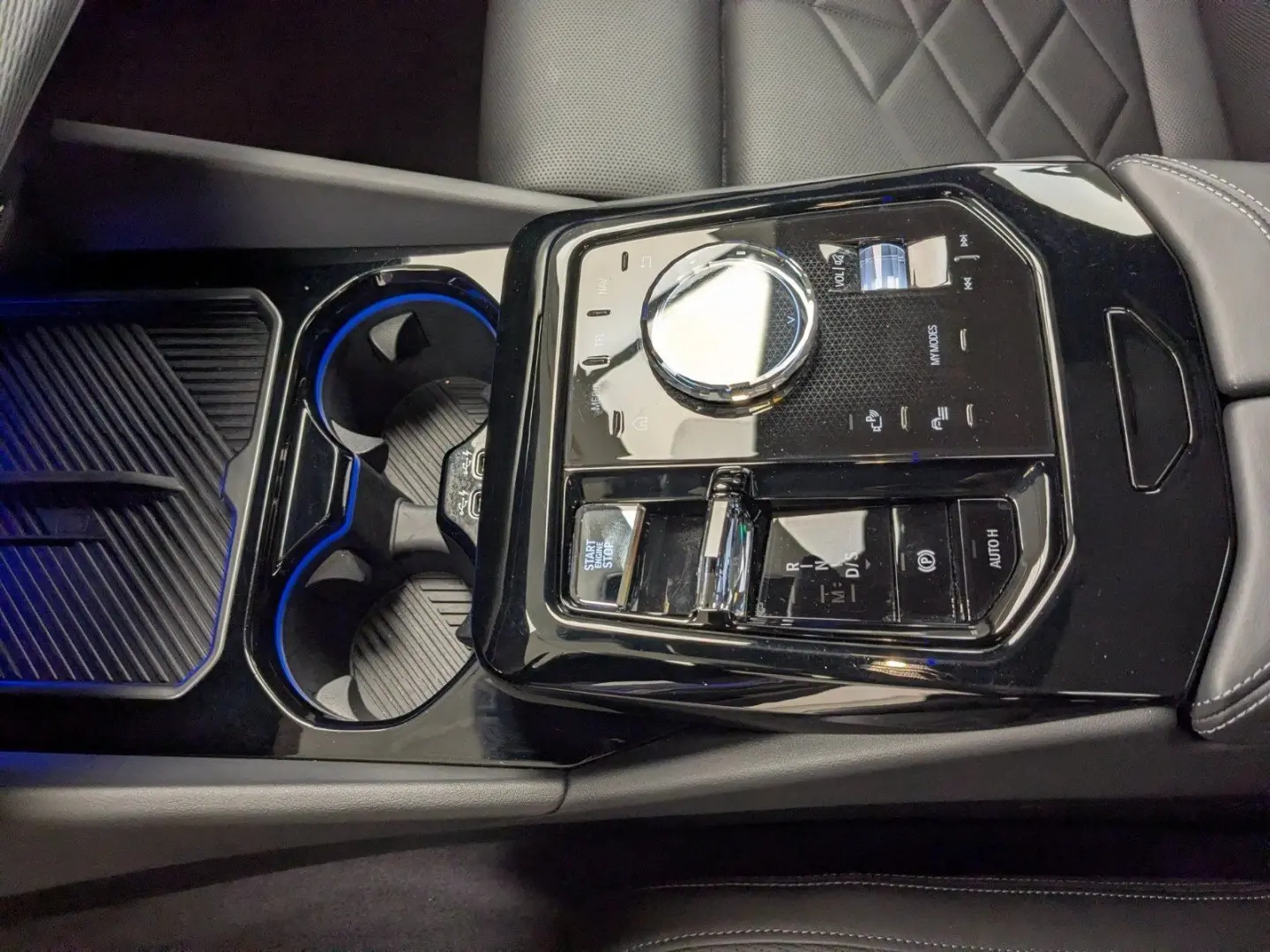 550e xDrive M Sport   Ab 2 39% Fin   Pano B&W DA