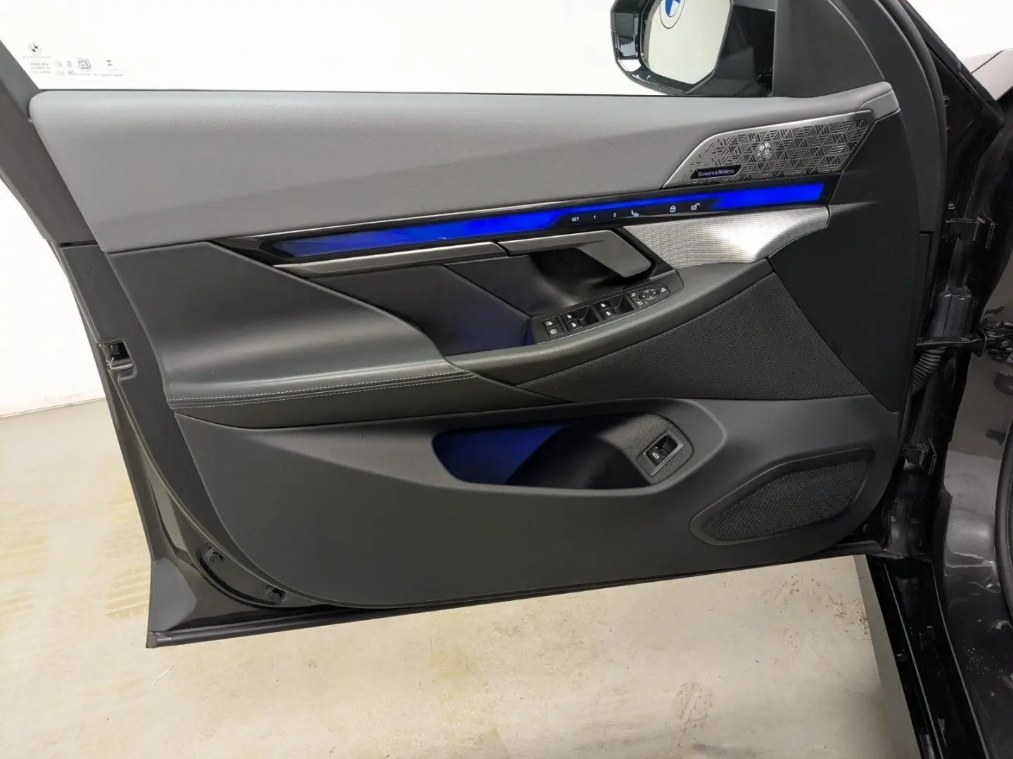 550e xDrive M Sport   Ab 2 39% Fin   Pano B&W DA