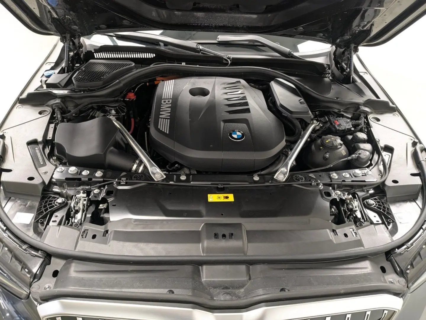 550e xDrive M Sport   Ab 2 39% Fin   Pano B&W DA