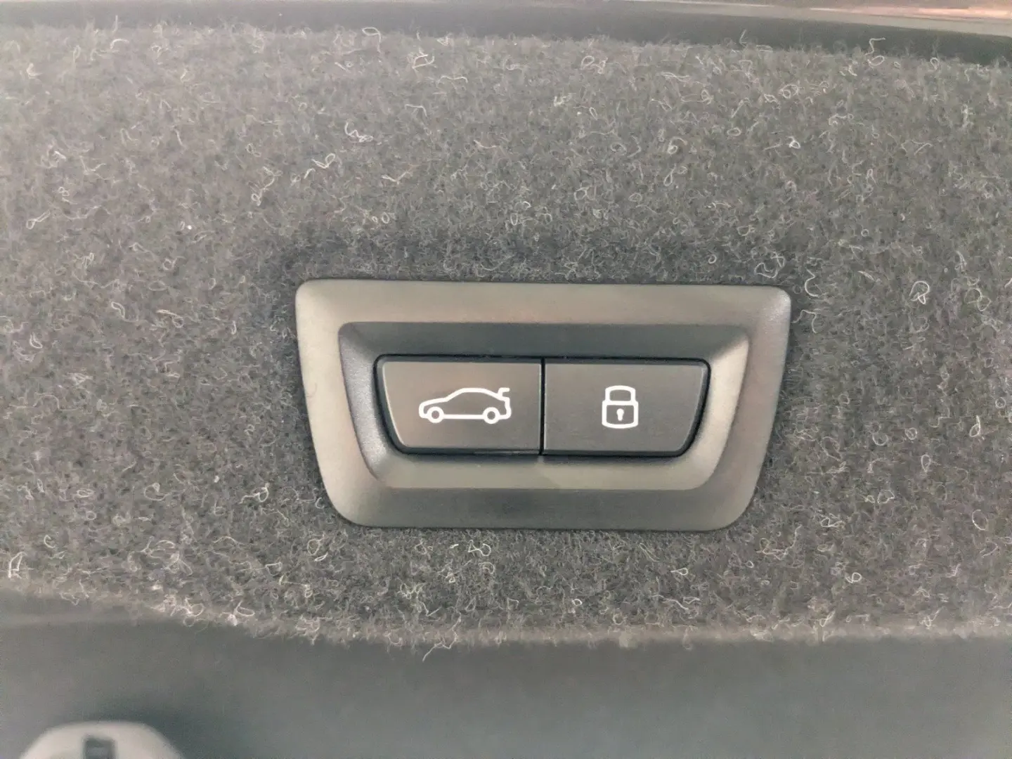 550e xDrive M Sport   Ab 2 39% Fin   Pano B&W DA