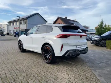 Terramar VZ 2.0 TSI 4D. AKEBONO Pano 360  LM20