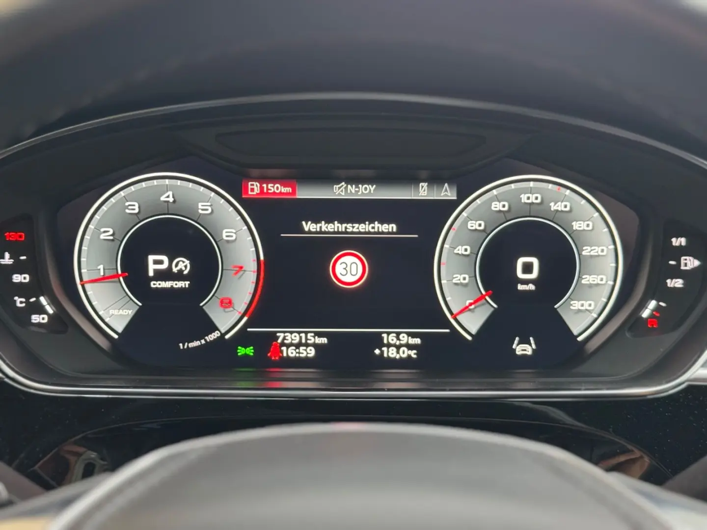 A8L 60 TFSI quattro EXCLUSIVE Carbon B&O Advance