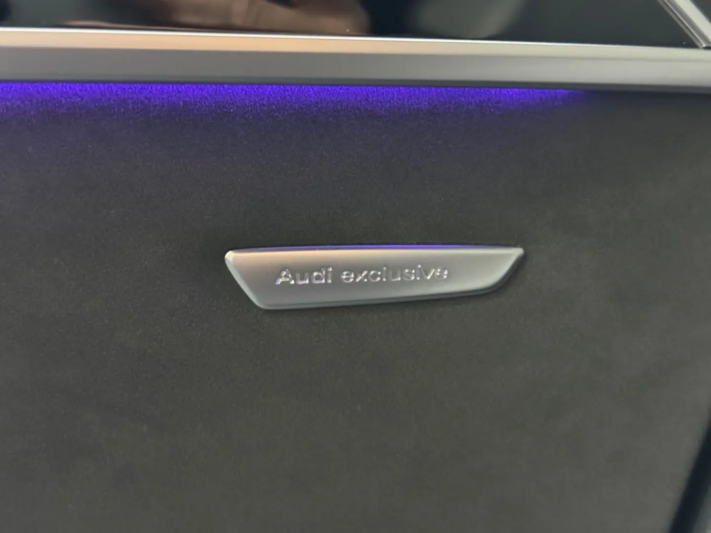 A8L 60 TFSI quattro EXCLUSIVE Carbon B&O Advance