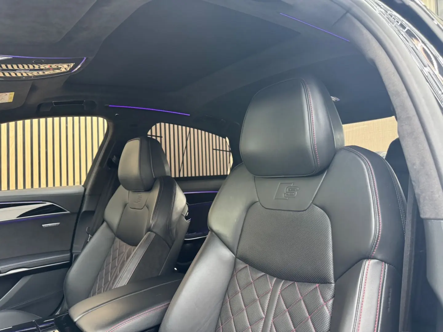 A8L 60 TFSI quattro EXCLUSIVE Carbon B&O Advance