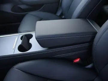 Model 3 Performance Dual AWD Elektro Autopilo...