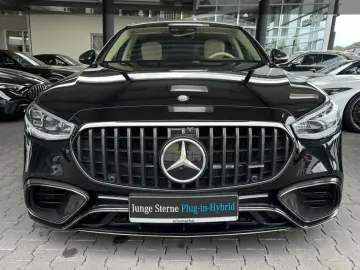 AMG S 63 E Perf First-Class Carbon Burm4D Pano