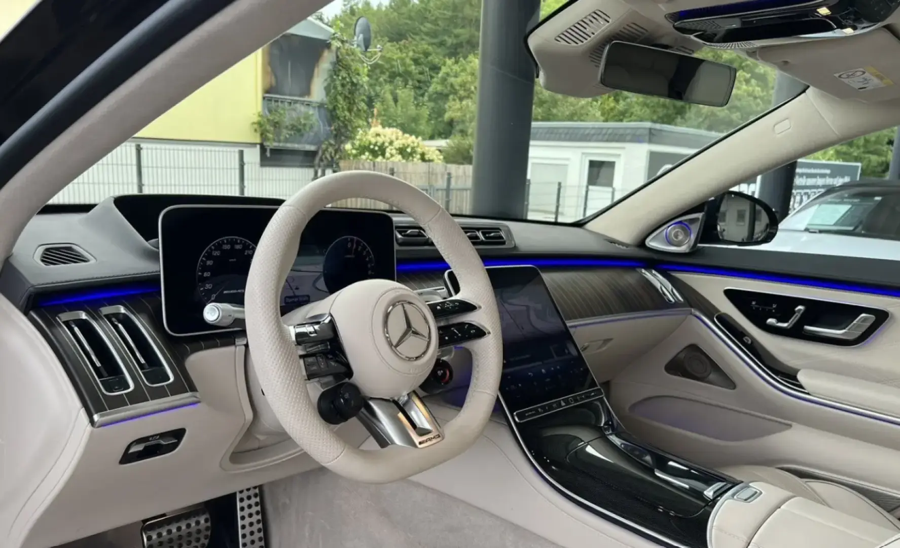 AMG S 63 E Perf First-Class Carbon Burm4D Pano