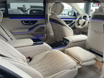 AMG S 63 E Perf First-Class Carbon Burm4D Pano