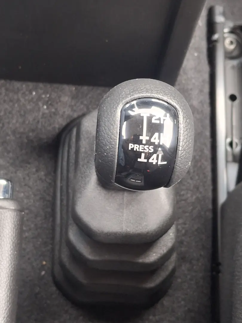 Suzuki Jimny 1.5 ALLGRIP GLX AT