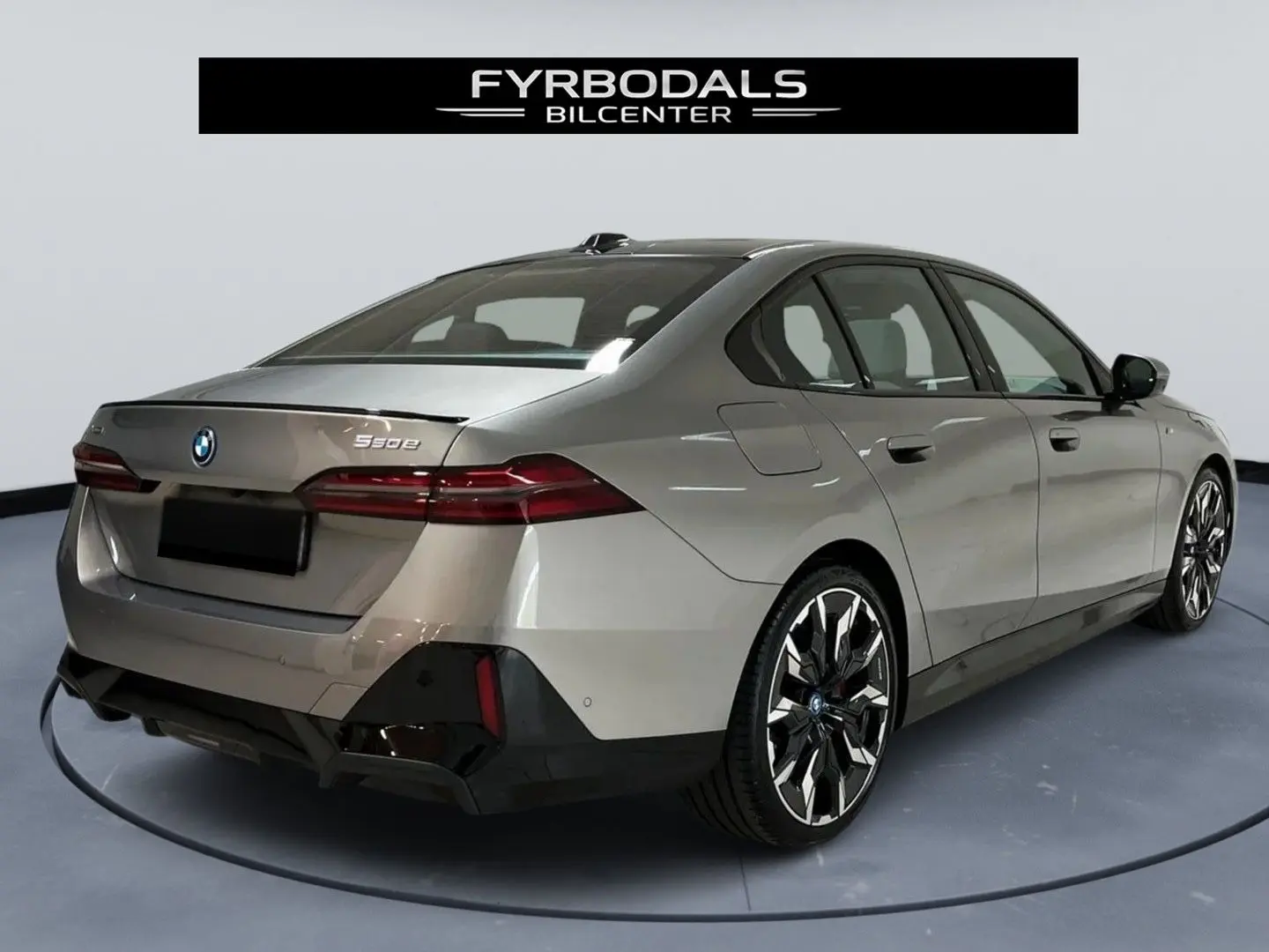 550e 550 e xDrive M Sport Pro 490hp PANO B&W VAT