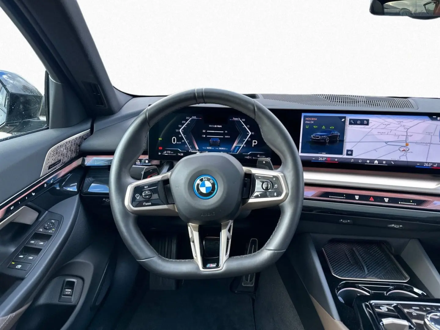 550e xDr M Sport Pro DA-Pr PA  B W AHK Pano HUD