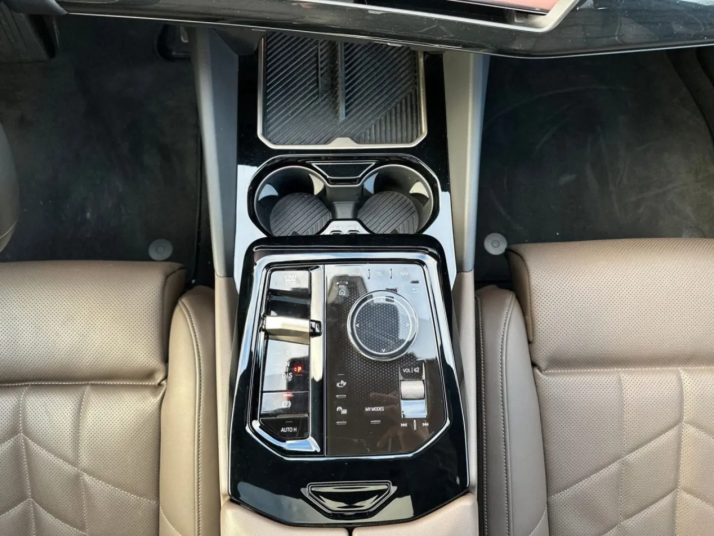 550e xDr M Sport Pro DA-Pr PA  B W AHK Pano HUD