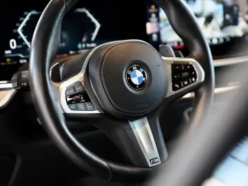 X6 40 d xD M Sportpaket  2.H    ACC  H&K  H-UP