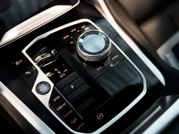 X6 40 d xD M Sportpaket  2.H    ACC  H&K  H-UP