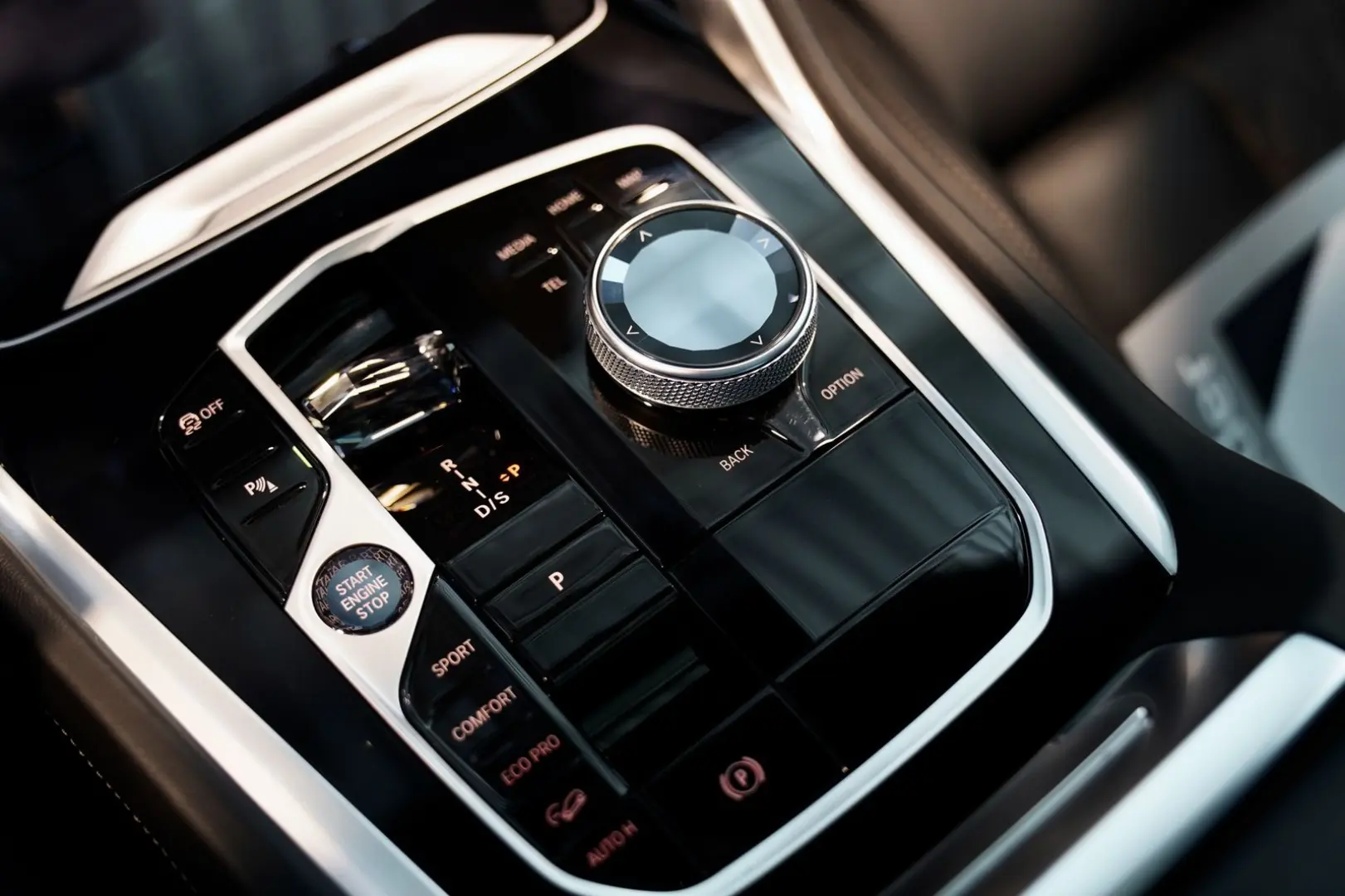 X6 40 d xD M Sportpaket  2.H    ACC  H&K  H-UP