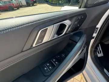 X6 30 d xDrive M Sport Pro Pano Iconic AHK 22