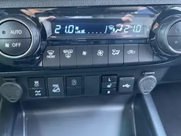 Toyota HiLux 4x4 Double Cab MHEV Autm. Invincible