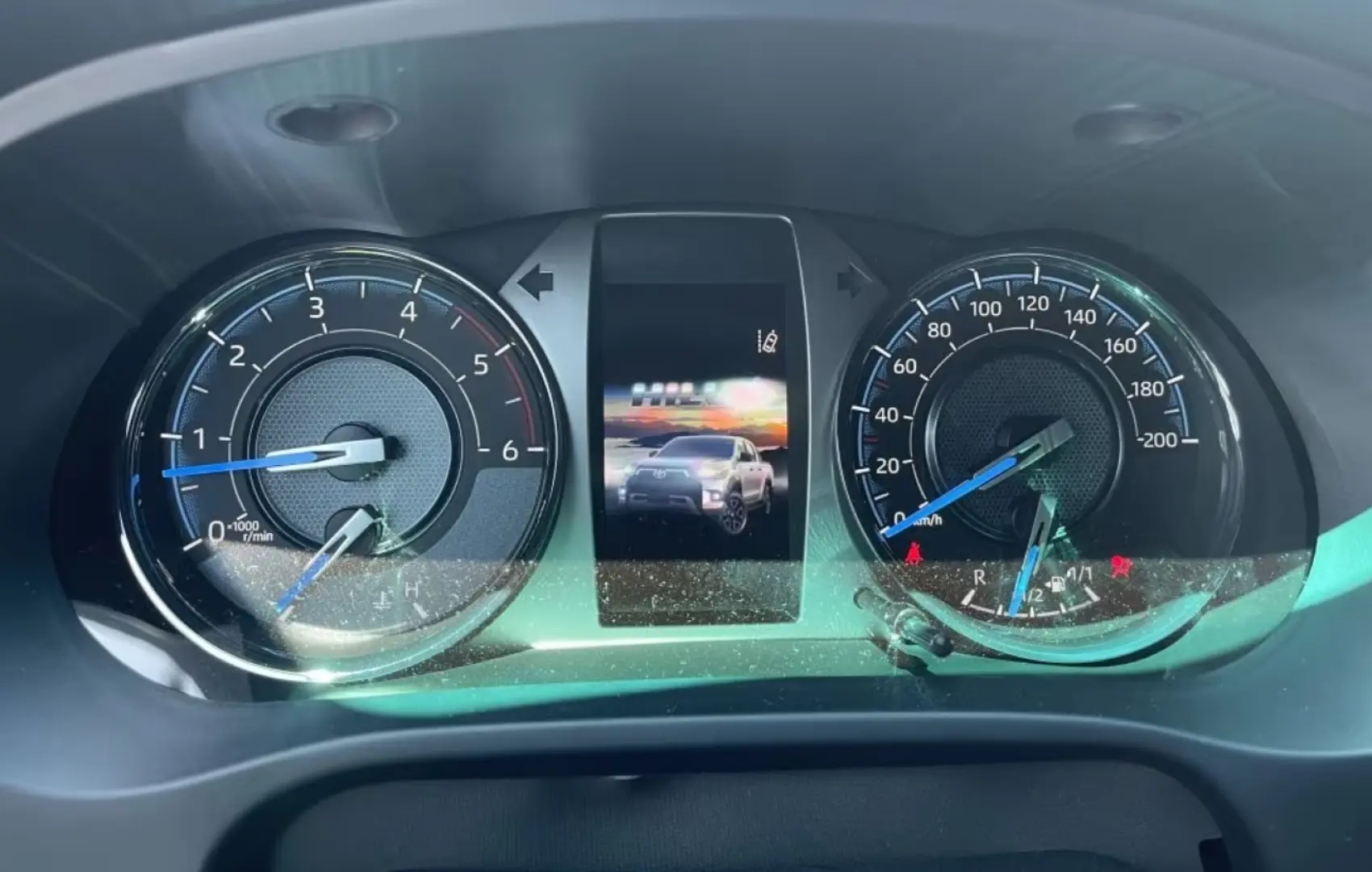 Toyota HiLux 4x4 Double Cab MHEV Autm. Invincible