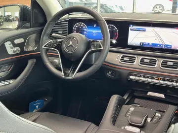 GLE 450 d 4M Coupe AMG AIRMATIC AHK Pano DISTRON