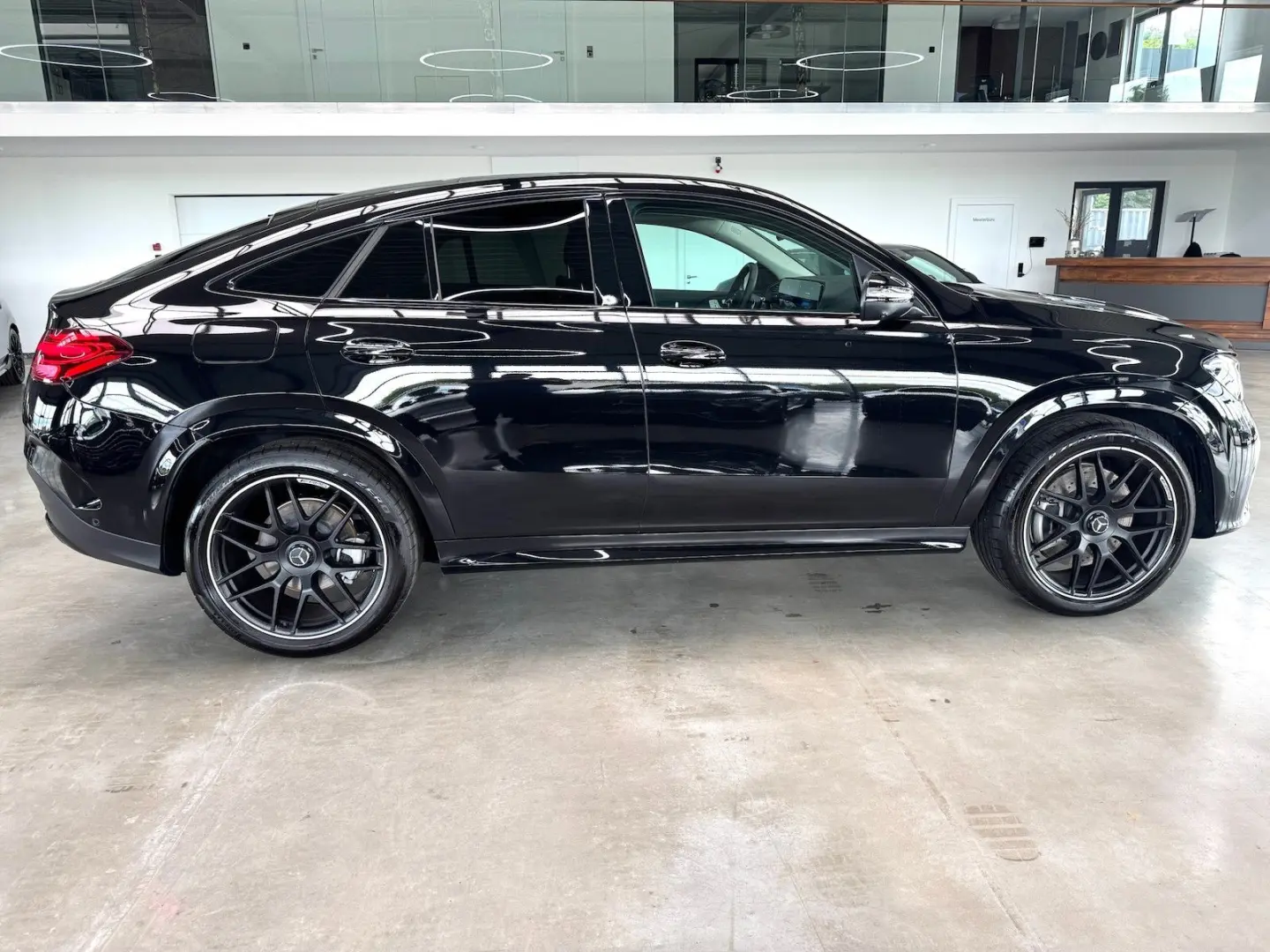 GLE 450 d 4M Coupe AMG AIRMATIC AHK Pano DISTRON