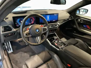 M2 LiCoPro LED HUD Mem HiFi CarPlay Temp DAB PDC