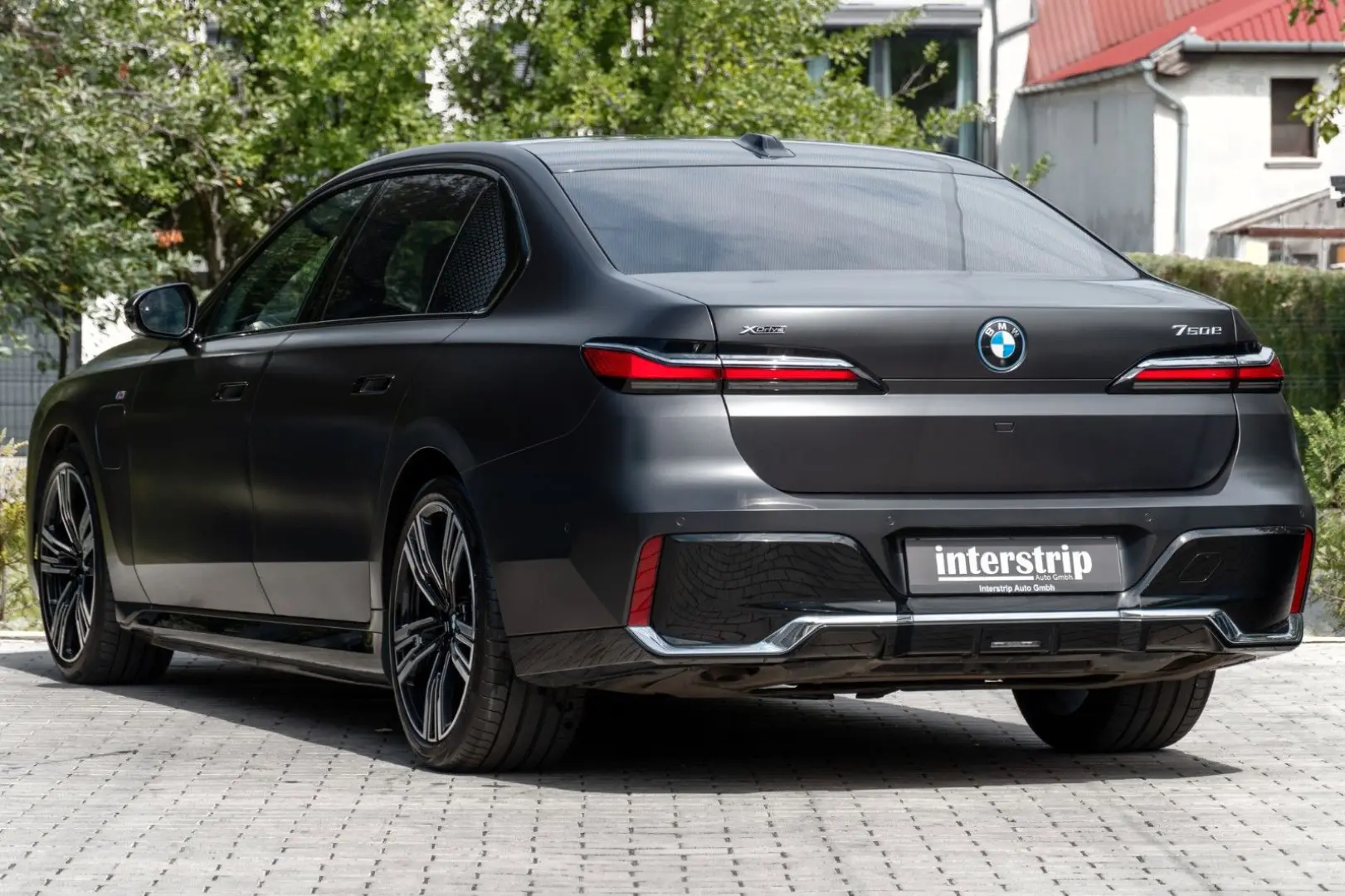 750e M SPORT.SKY.SOFTC.B&W.DR.ASS.360.INDIVIDUAL