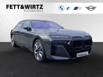 750e xDrive  € 1.190 Zubehörbonus M Sport Pro
