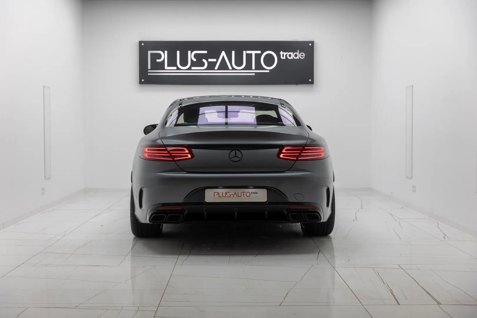 S400 4Matic Coupe - MANUFAKTUR SELENITE GRAY MATT