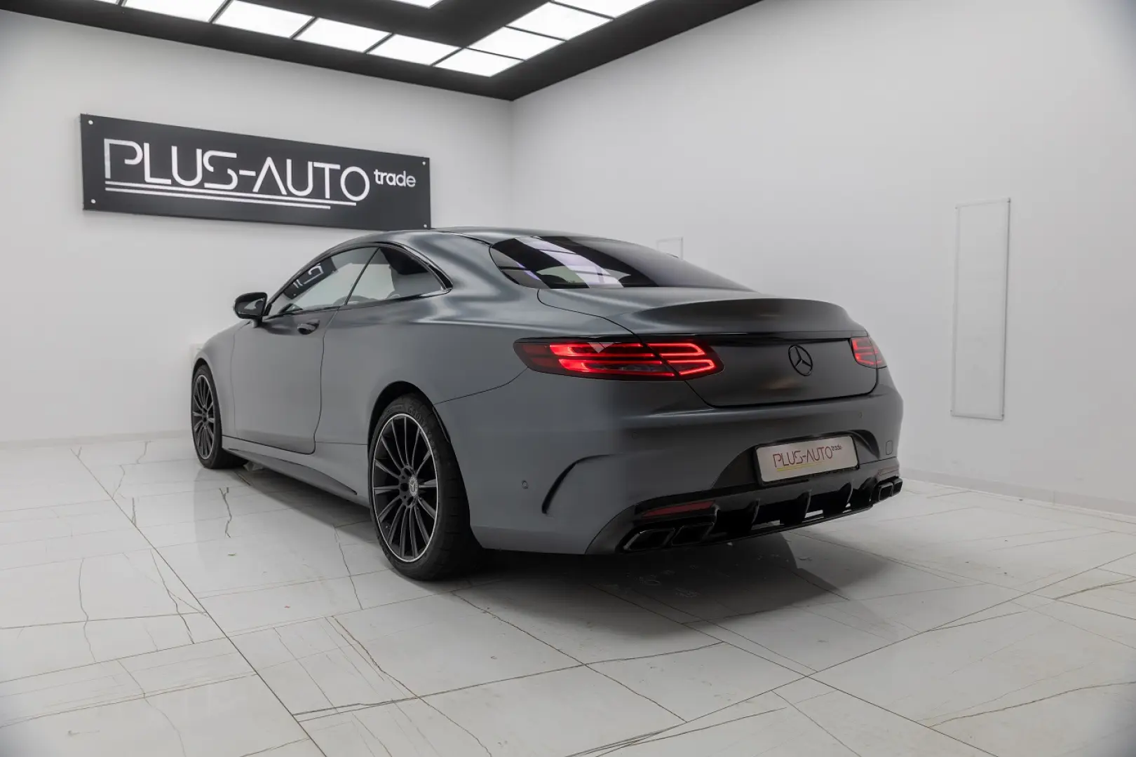S400 4Matic Coupe - MANUFAKTUR SELENITE GRAY MATT