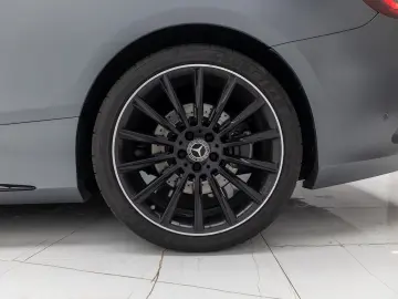 S400 4Matic Coupe - MANUFAKTUR SELENITE GRAY MATT