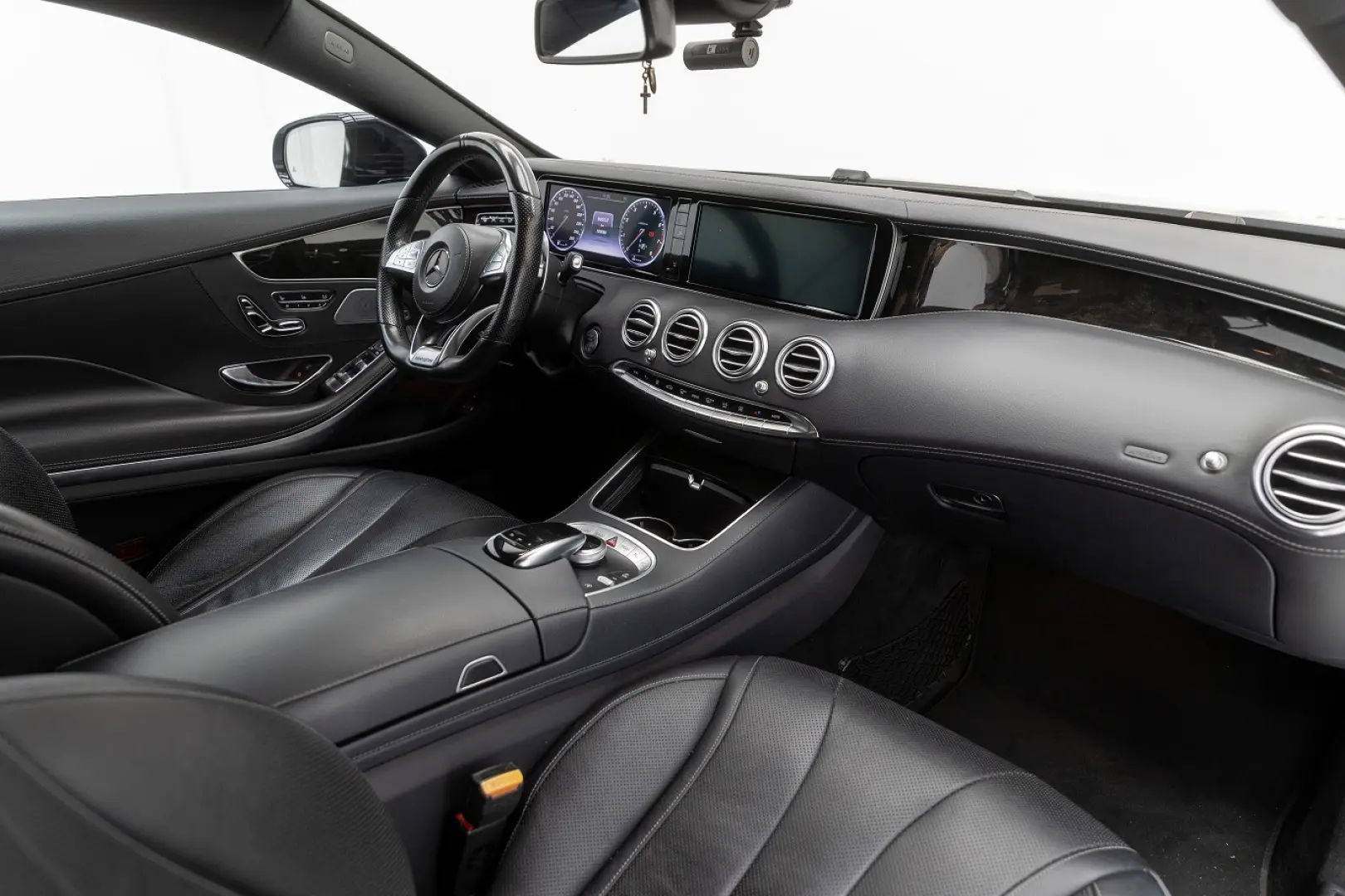 S400 4Matic Coupe - MANUFAKTUR SELENITE GRAY MATT