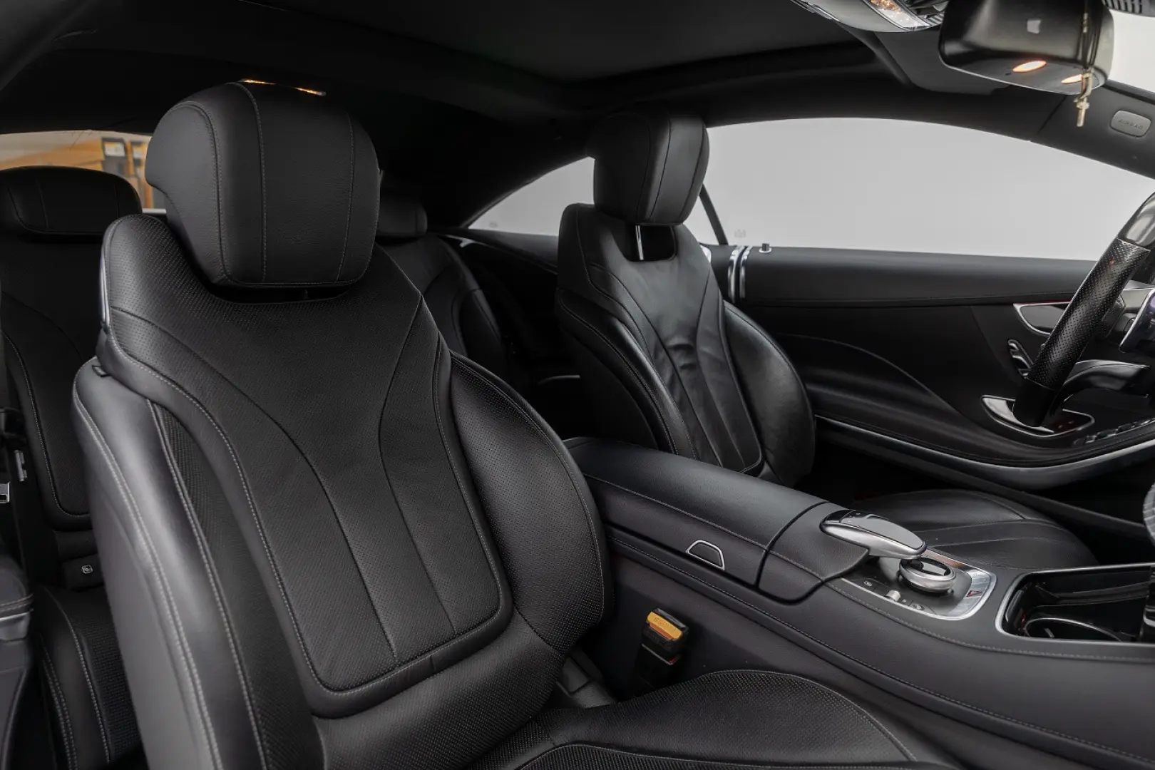 S400 4Matic Coupe - MANUFAKTUR SELENITE GRAY MATT